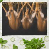 Drie impala's drink 's nachts samen theedoek (Gevouwen)