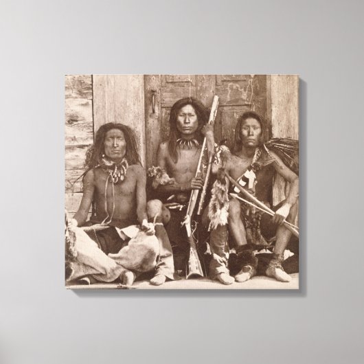 Drie Indische Braves, gefotografeerd door de Royal Canvas Afdruk (Voorkant)
