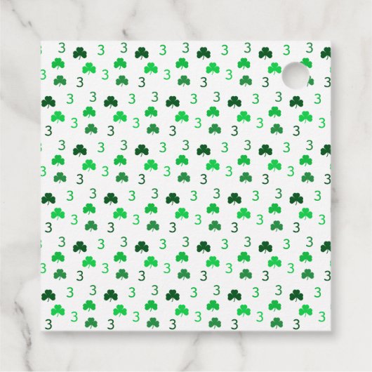 Drie is een charme St Patrick's Day 3e verjaardag Bedankjes Labels (Achterkant)