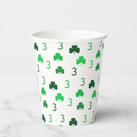 Drie is een charme St Patrick's Day 3e verjaardag Papieren Bekers (Achterkant)