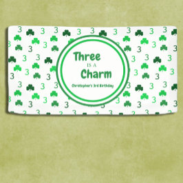 Drie is een charme St Patrick's Day 3e verjaardag Spandoek