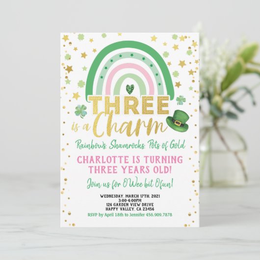 Drie is een charme van de derde verjaardag van St. Kaart (Staand voorkant)