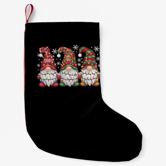 Drie Kabouters Buffalo Plaid Rode Kerst Kleine Kerstsok (Voorkant)
