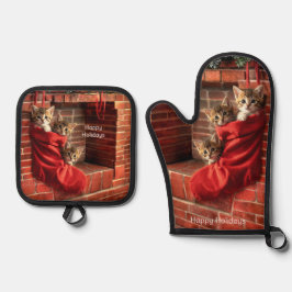 Drie katjes in een Kerstsok Ovenwant & Pannenlap Set