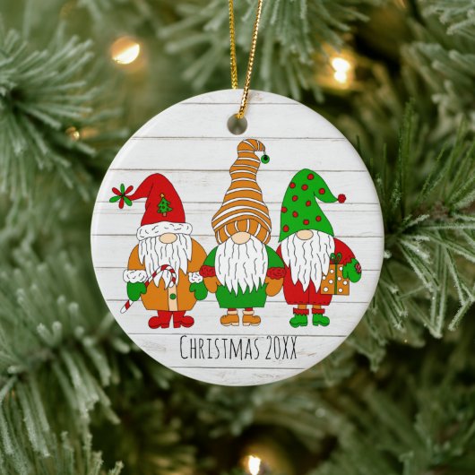 Drie kerst-kerst-voordes gepersonaliseerde feestda keramisch ornament (Boom)