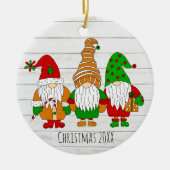 Drie kerst-kerst-voordes gepersonaliseerde feestda keramisch ornament (Voorkant)