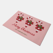 Drie kerstsnoersnoeren met aangepaste tekst deurmat (Schuin)