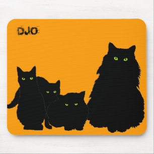 Drie Kittens en een Kat in het Zwart Muismat