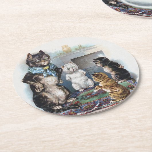 Drie Kleine Kittens en Moeder Louis Wain Ronde Kartonnen Onderzetter (Gebogen)