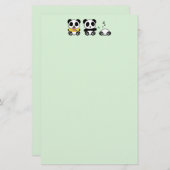 Drie Kute Little Pandas op Green Briefpapier (Voorkant / Achterkant)