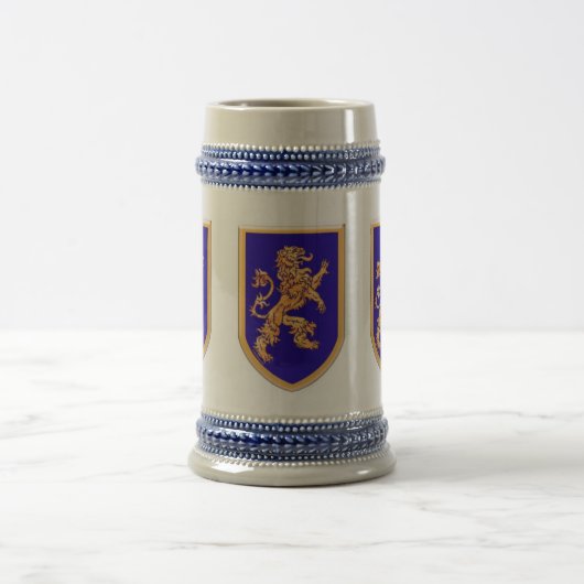 Drie leeuwen op blauwe schilden bierpul (Center)