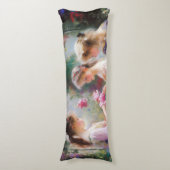 Drie meisjes spelen in een tuin lichaamskussen (Voorkant Verticaal)