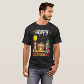 Drie Monkey Dabbing Samen met Happy Hallot T-shirt (Voorkant volledig)