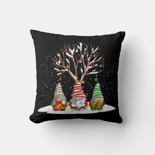 Drie Noordse gnomen en hun kerstboom Kussen (Voorkant)