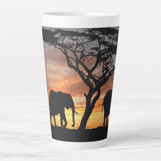 Drie olifanten bij zonsondergang hoog latte mok (Voorkant)