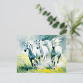 Drie paarden lopen door het bloemenveld briefkaart (Staand voorkant)