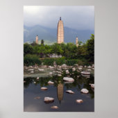 Drie pagodes van Dali, Zhonghe - Yunnan, China Poster (Voorkant)