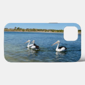 Drie Pelikanen zwemmen, iPhone 13 Hoesje (Achterkant (horizontaal))