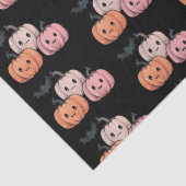 Drie pompoenen en een vleermuispatroon Halloween Tissuepapier (Detail)