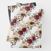 Drie rode bloemen kerst inpakpapier vel (In situ)