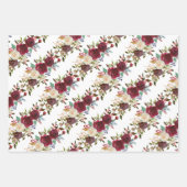 Drie rode bloemen kerst inpakpapier vel (Voorkant)