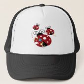 Drie rode en zwarte ladybug met sterren trucker pet (Voorkant)