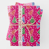Drie roze kerstbomen, sneeuw en naam inpakpapier vel (In situ)