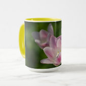 Drie roze tulpen mok (Voorkant links)