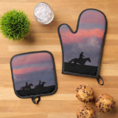 Drie ruiters, één horizon ovenwant & pannenlap set (Top down)