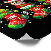 Drie Santa Elf Corgis Inside Xmas Sokken Eigenaar  Poster (Hoek)
