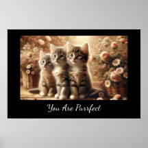 Drie Schattige Tabby Kittens met bloemen