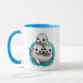Drie schattige zeehondenbaby's met grote ogen. mok (Links)