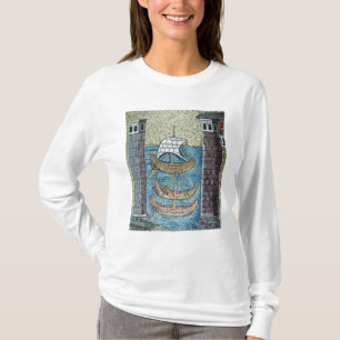 Drie schepen die de haven van Ravenna binnenvaren T-shirt