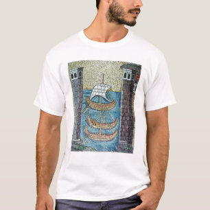 Drie schepen die de haven van Ravenna binnenvaren T-shirt