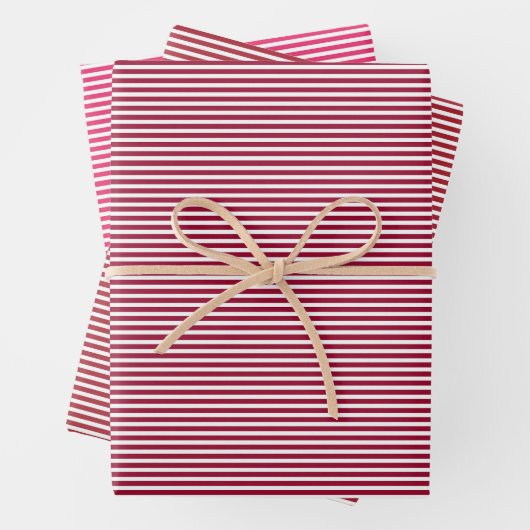 Drie Shades Red Stripes Inpakpapier Vel (In situ)
