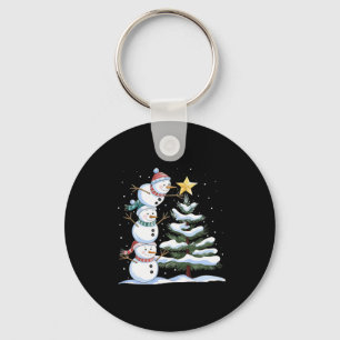 Drie sneeuwmannen maken een kerstboom klaar Schatt Sleutelhanger