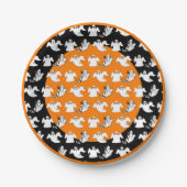 Drie stijlen die geesten op halloween kleuren vlie papieren bordje (Voorkant)