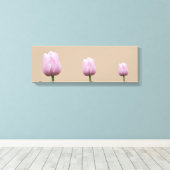 Drie Tall Tulips Canvas Afdruk (Insitu (Houten vloer))