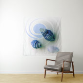 Drie tapijten met blauwe zeeschelpen wandkleed (In situ)