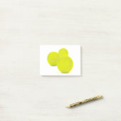 Drie tennisballen post-it® notes (Op bureau)