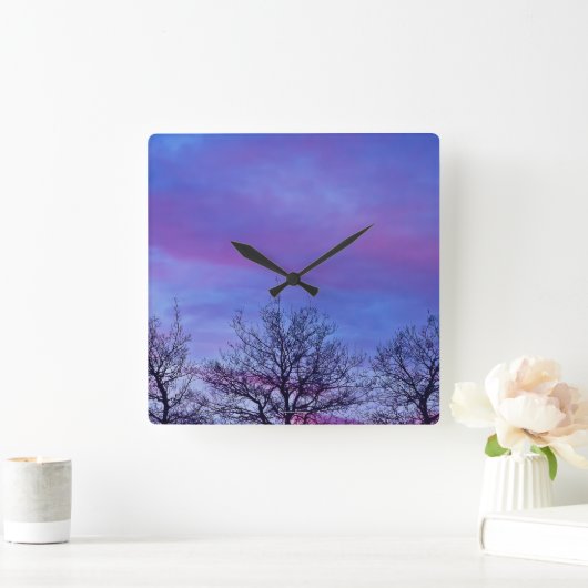 Drie Topjes Vierkante Klok (Huis)