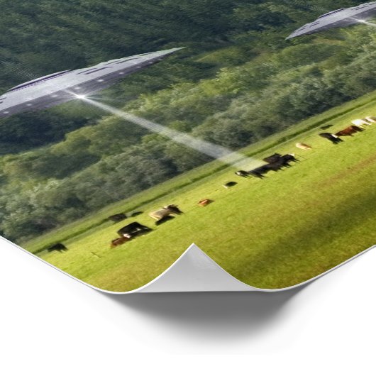 Drie UFO's met Poster op het gebied van Koe (Hoek)