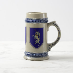 Drie Unicorns schilden Bierpul