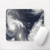 Drie verschillende tyfoons muismat (Met muis)