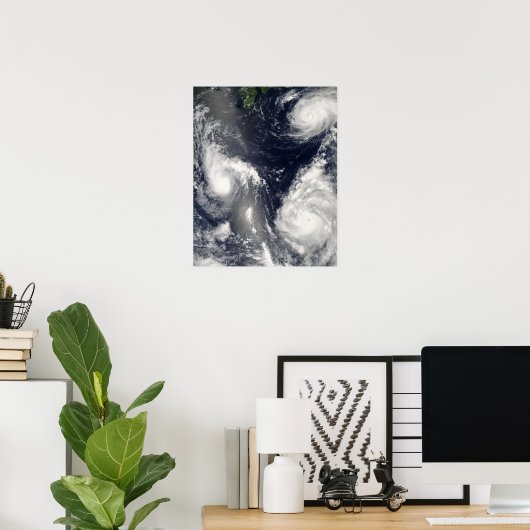 Drie verschillende tyfoons poster (Thuiskantoor)