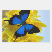 Drie vlinders op  bloemen inpakpapier vel (Voorkant 2)