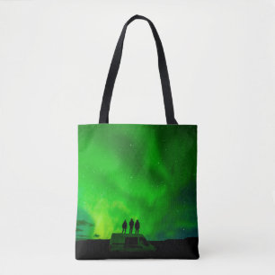 Drie vrienden op een epische reis in hun kamper v tote bag