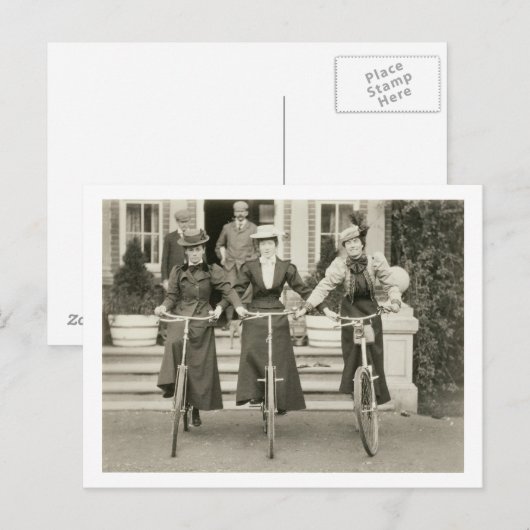 Drie vrouwen op de fiets, begin jaren 1900 (foto) briefkaart (Voorkant / Achterkant)