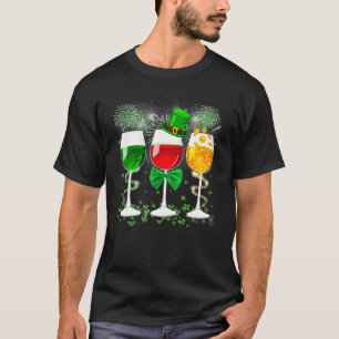 Drie wijnglazen Iers Shamrock C St Patrick Day T-shirt