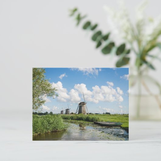 Drie windmolens en een briefkaart (Staand voorkant)